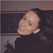 Offro lezioni di inglese a Loreto. 
Ho vissuto due anni in UK, sono laureata in biologia in inglese ed diplomata al linguistico.